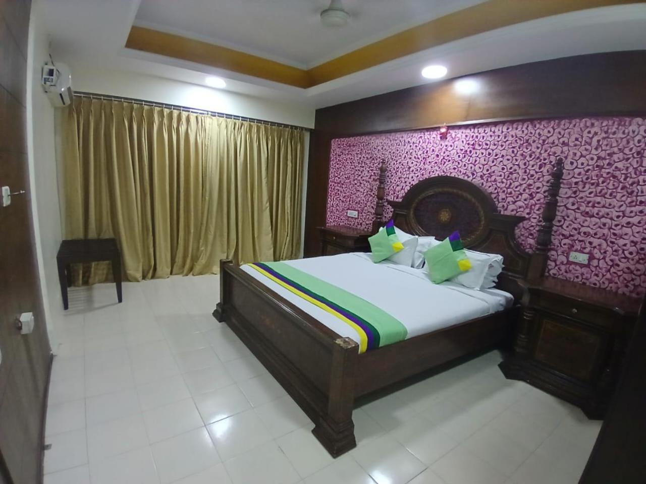 Blossoms Room The Plaza-Luxury Collection- Lakdikapul Hajdarabad Zewnętrze zdjęcie