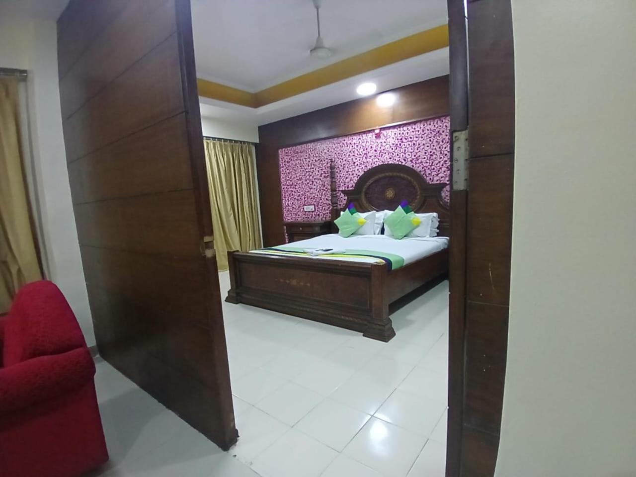 Blossoms Room The Plaza-Luxury Collection- Lakdikapul Hajdarabad Zewnętrze zdjęcie
