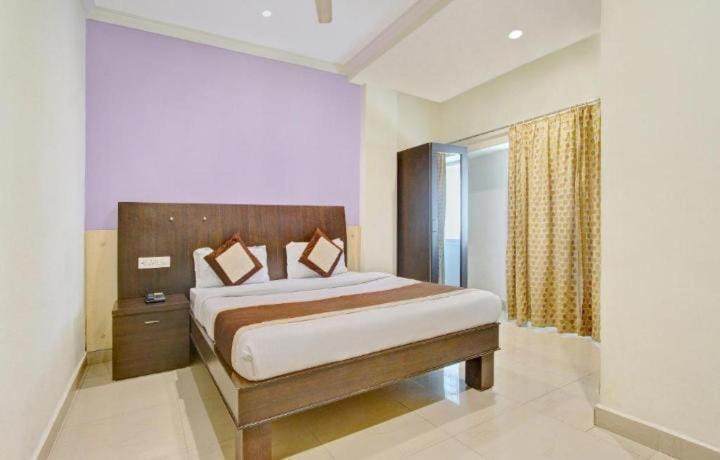 Blossoms Room The Plaza-Luxury Collection- Lakdikapul Hajdarabad Zewnętrze zdjęcie